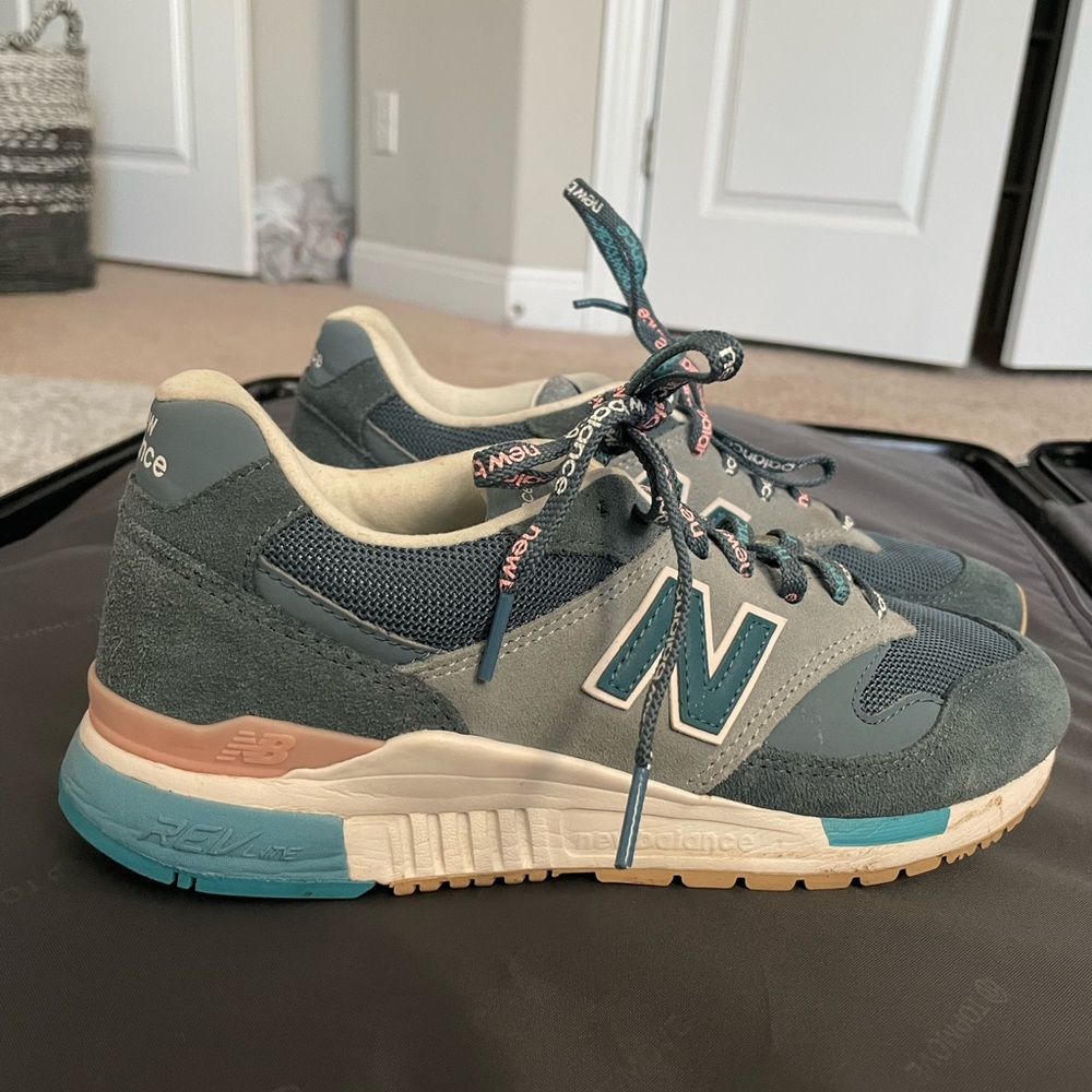 New balance 840